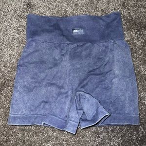 Bo and tee shorts size large nwot